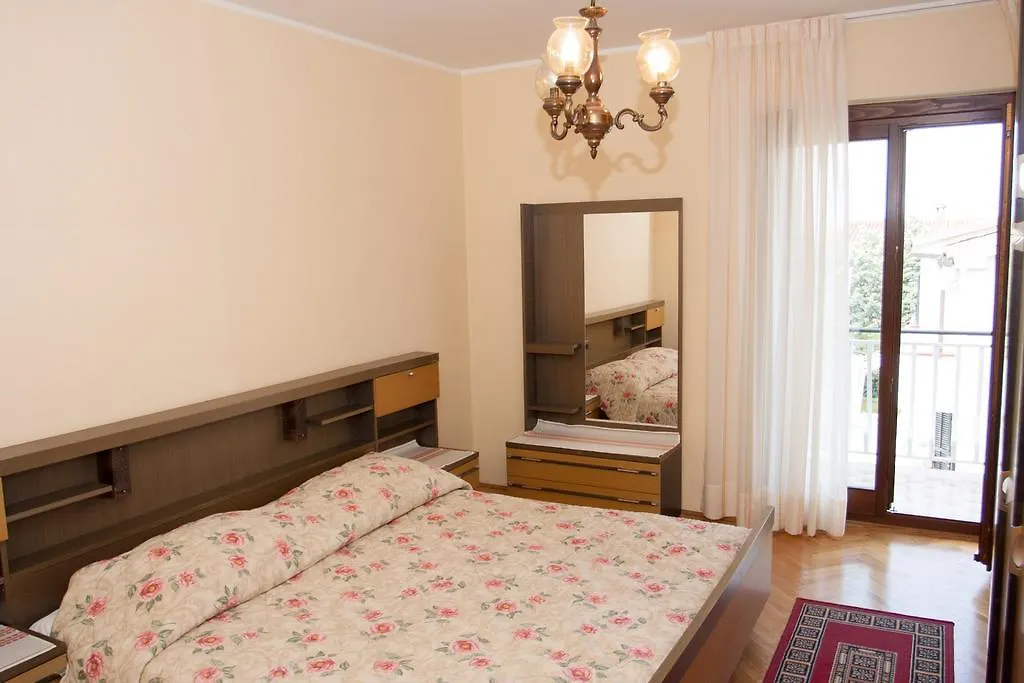 Apartments Silvia Porec