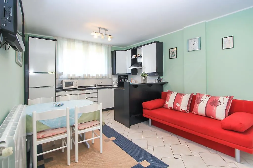 Apartments Silvia Porec