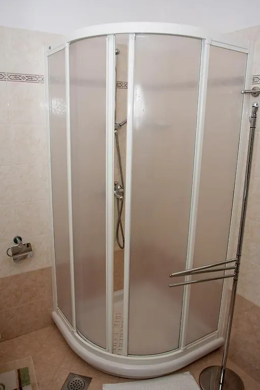 Apartments Silvia Πόρετς